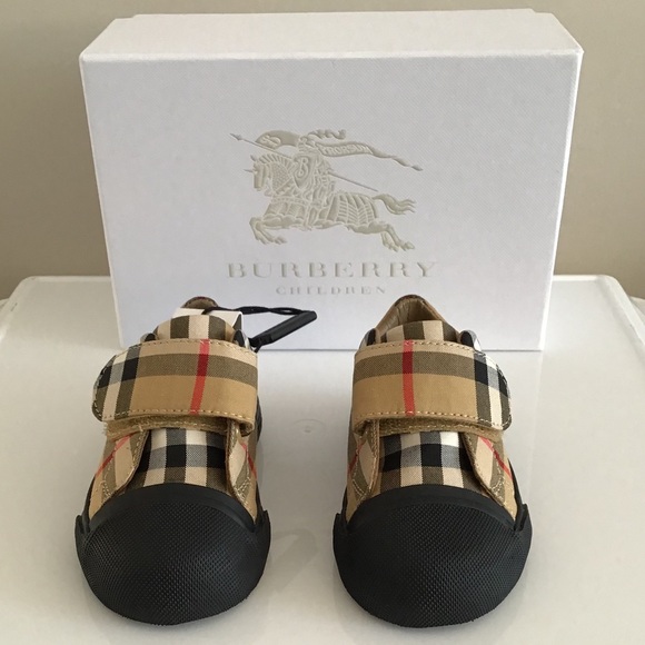 SOLD 🛑 Authentic BURBERRY TARTAN SNEAKERS - Picture 3 of 13